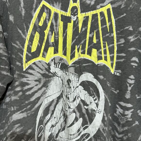 Batman DC Comics Long Sleeve Gray T Shirt Tye Dye Graphics Sz M - Picture 7 of 9